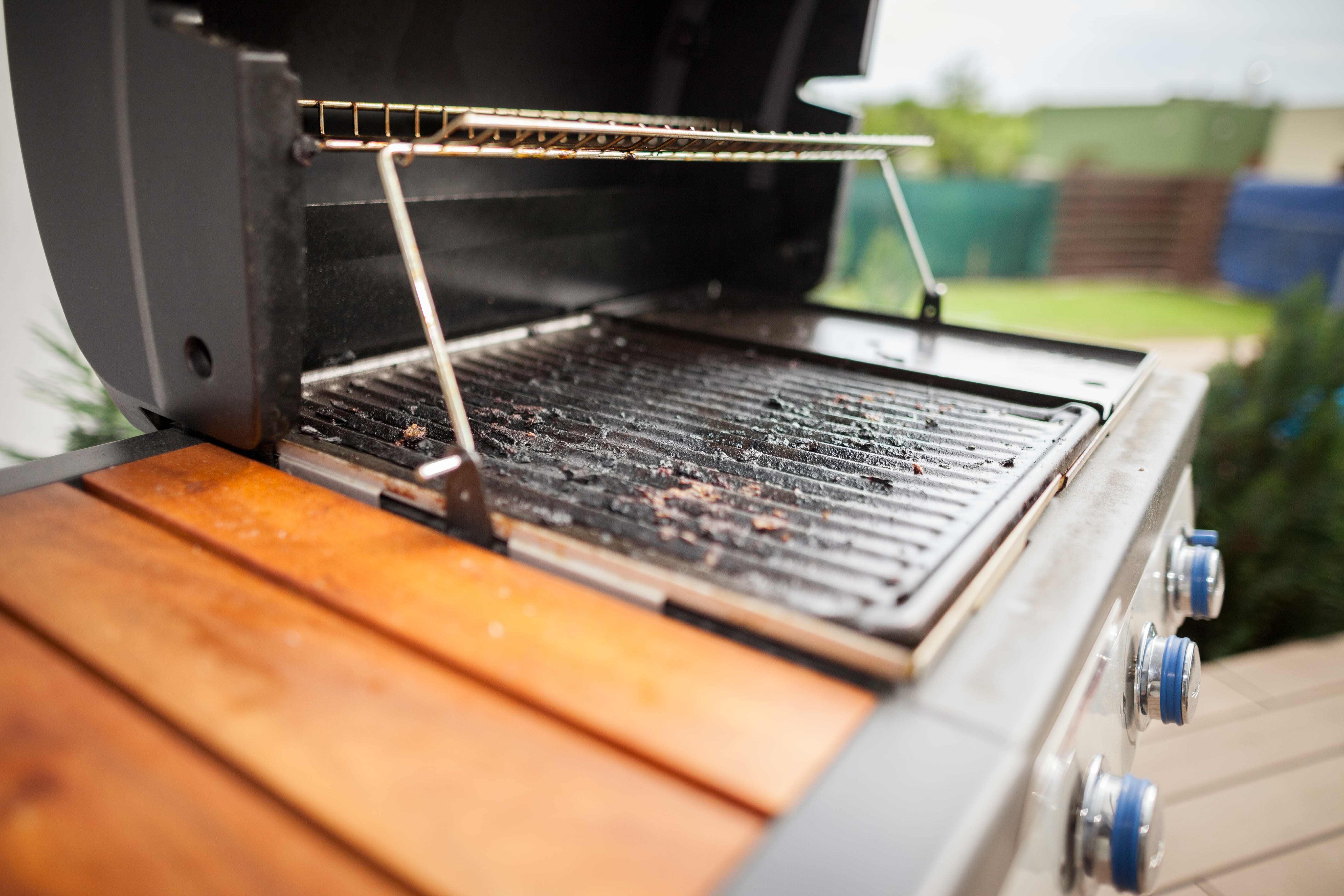 Grill Mold How to Manage Charcoal Fire | BBQanswers